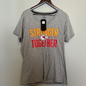 Chiefs T Shirt - NWT- Size XL